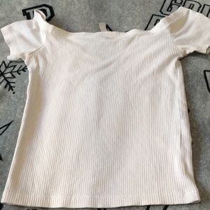 White crop top shirt